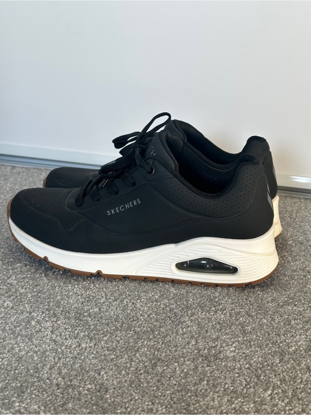 Skechers UNO